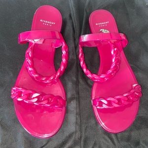 GIVENCHY FUSHIA SANDALS 39